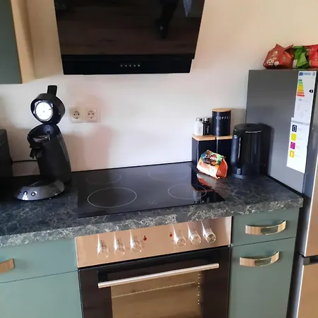 A7 J22 Michelangelo Netflix Fussgaengerzone Appartement