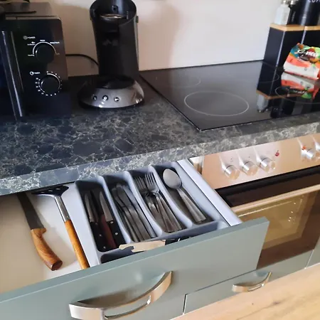 A7 J22 Michelangelo Netflix Fussgaengerzone Appartement *