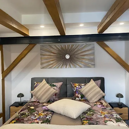 Appartement A7 J22 Michelangelo Netflix Fussgaengerzone *