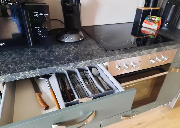 A7 J22 Michelangelo Netflix Fussgaengerzone Appartement *