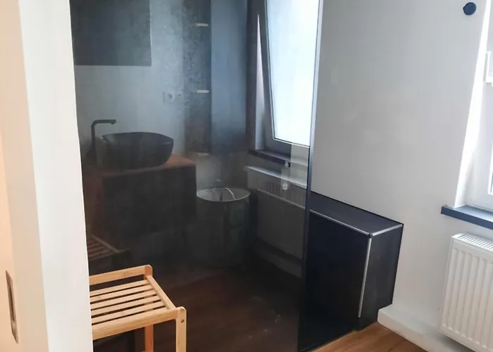 A7 J22 Michelangelo Netflix Fussgaengerzone Eisenach