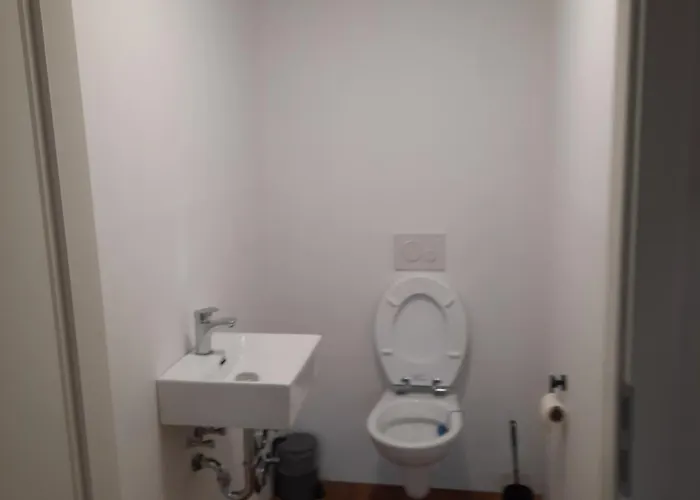 Appartement A7 J22 Michelangelo Netflix Fussgaengerzone Eisenach